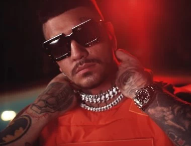 Δείτε τη στιγμή που Light και Snik «πιάνονται» στα χέρια στα βραβεία MAD (βίντεο)